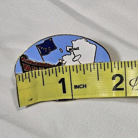 Vintage 1989 Iditarod Alaska Sled Dog Race Pin. AK VTG - Picture 2 of 5